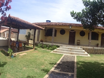 Casa em Santa Mônica, Guarapari/ES de 945m² 4 quartos à venda por R$ 799.000,00