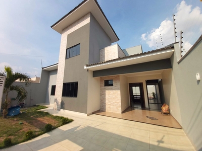 Casa em Setor Residencial Sul, Sinop/MT de 161m² 3 quartos à venda por R$ 1.099.000,00