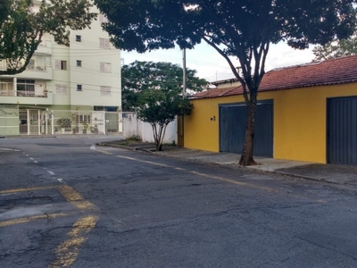Casa em Vila Ema, São José dos Campos/SP de 0m² 4 quartos para locação R$ 4.800,00/mes