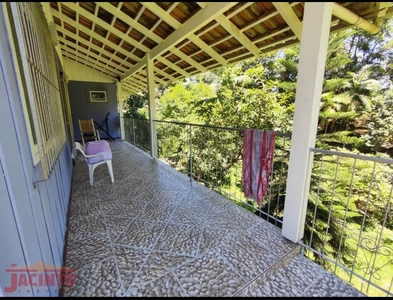 Casa no Bairro Água Verde em Blumenau com 3 Dormitórios (1 suíte) e 167.25 m²