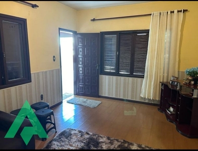 Casa no Bairro Progresso em Blumenau com 2 Dormitórios e 151 m²