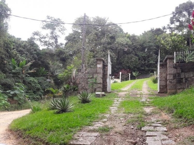 Chácara em Jardim Santa Paula, Cotia/SP de 2000m² 3 quartos à venda por R$ 799.000,00