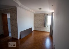 APARTAMENTO no 7º andar com 2 dormitórios e 1 garagem