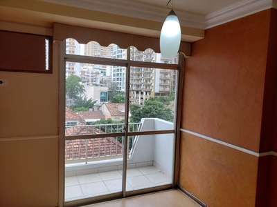 Apartamento em Icaraí, Niterói/RJ de 98m² 3 quartos à venda por R$ 773.000,00