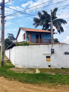 Sobrado em Praia Linda, São Pedro Da Aldeia/RJ de 145m² 3 quartos à venda por R$ 349.000,00