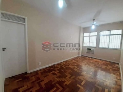 Apartamento com 3 quartos para alugar na rua machado de assis, flamengo, rio de janeiro, 90 m2 por r$ 3.750