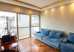 APARTAMENTO no 2º andar com 2 dormitórios