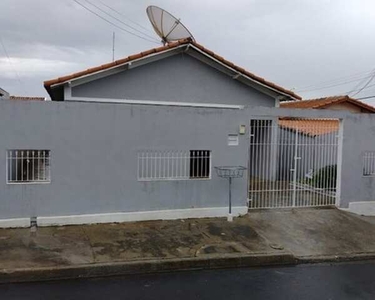 Casa bem localizada em Artur Nogueira-SP, aceita financiamento. (CA0112