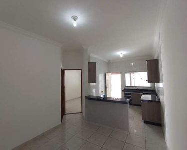 LINDA CASA 3/4, COM SUITE AO LADO DO TERMINAL VILA BRASILIA