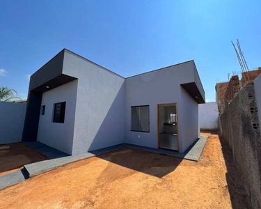 Linda Casa para venda - 55 metros quadrados com 2 quartos