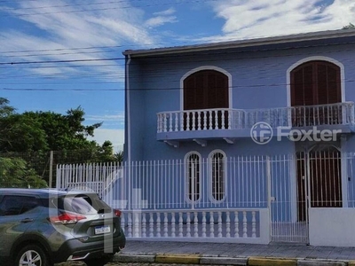 Casa 4 dorms à venda Rua André Wendhausen, Coqueiros - Florianópolis