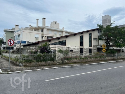 Casa 5 dorms à venda Rua Apóstolo Paschoal, Canasvieiras - Florianópolis