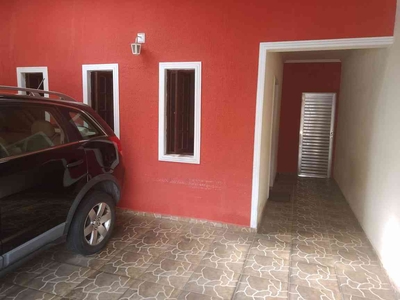 Casa com 3 quartos à venda no bairro Parque Jataí, 128m²