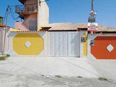 Vendemos, casa no bairro de Praia em Marica, 3 Quartos (sendo 1 Suite).