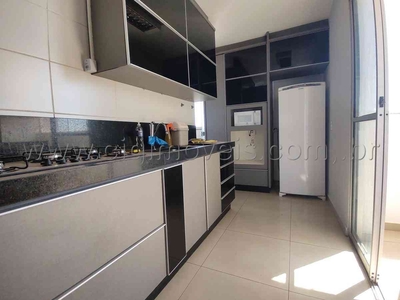 Apartamento com 2 quartos à venda no bairro Jardim Ipê, 62m²