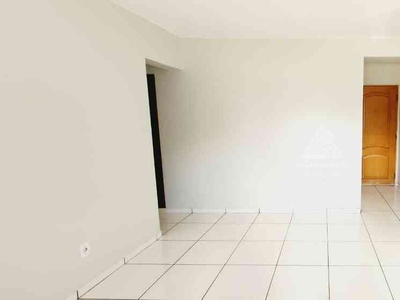 Apartamento com 3 quartos para alugar no bairro Cruzeiro Novo, 80m²