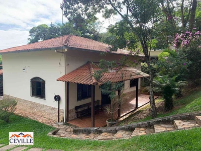 Casa em Condomínio com 4 quartos à venda no Condomínio Ville de Montagne, 752m²