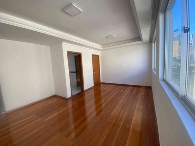 Apartamento com 3 quartos para alugar no bairro Buritis, 130m²