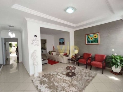 Casa com 3 dormitórios à venda, 252 m² por r$ 890.000,00 - recanto dos fernandes - pouso alegre/mg