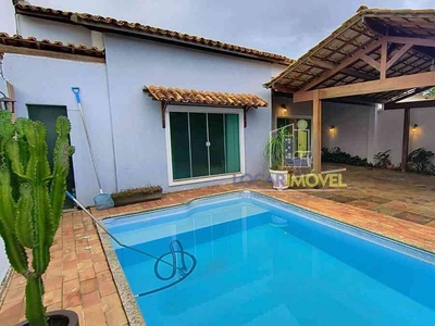 Casa com 3 quartos à venda no bairro Candeias, 220m²