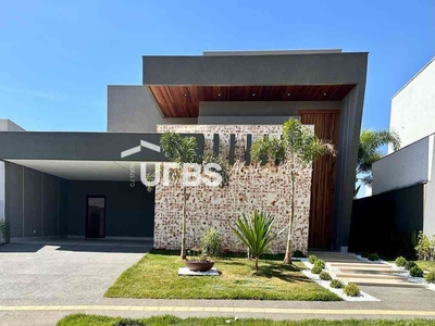 Casa com 4 quartos à venda no bairro Residencial Goiânia Golfe Clube, 443m²