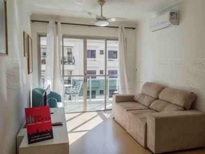 Flat estilo residencie na vila nova conceição, prox a av. sto amaro e fmu. consulte-nos.