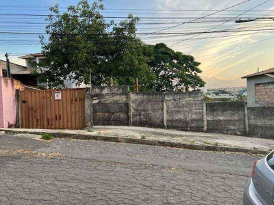 Lote com 2 quartos à venda no bairro Linda Vista, 360m²