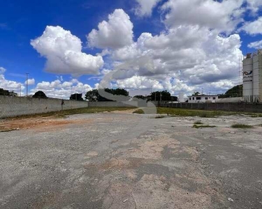 Galpão 350m², lote 4.200m², esquina. Aluguel fácil sem fiador! Ao lado da Ciplan e BR 070