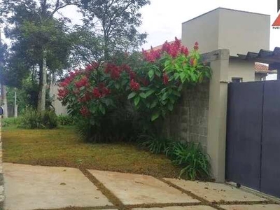 Casa com 3 dormitórios para alugar por R$ 3.000,00/mês - Haras Bela Vista - Vargem Grande
