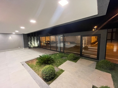 Casa em Setor Habitacional Vicente Pires (Taguatinga), Brasília/DF de 260m² 3 quartos à venda por R$ 1.389.000,00