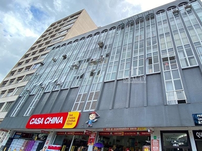 Sala em Centro, Curitiba/PR de 35m² à venda por R$ 140.000,00 ou para locação R$ 800,00/mes