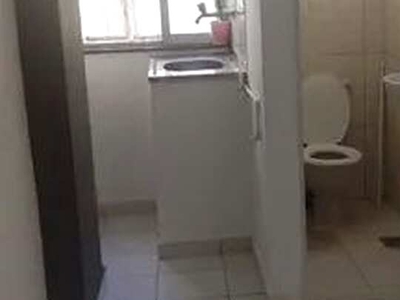 Tijuca - Conjugado com quarto com pia e banheiro R$ 650,00