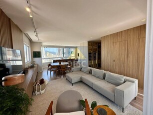 Penthouse em Centro, Balneário Camboriú/SC de 240m² 4 quartos à venda por R$ 4.599.000,00