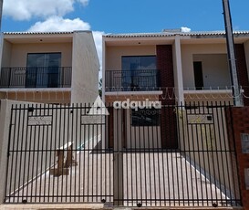 Sobrado em Uvaranas, Ponta Grossa/PR de 60m² 2 quartos à venda por R$ 234.000,00