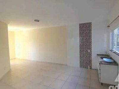 Apartamento com 2 quartos no Residencial Albuquerque - Bairro Uvaranas em Ponta Grossa