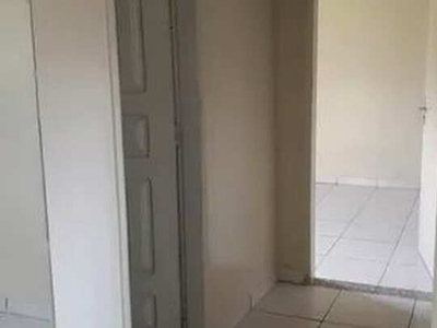 Apartamento na vila,2/4,prox. ao exercito, supermercado,faculdade e Rod.Norte/Sul