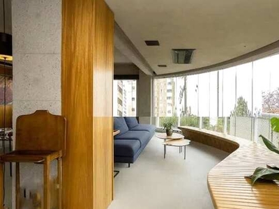 Apartamento para venda possui 234 metros quadrados com 4 quartos em Perdizes - São Paulo