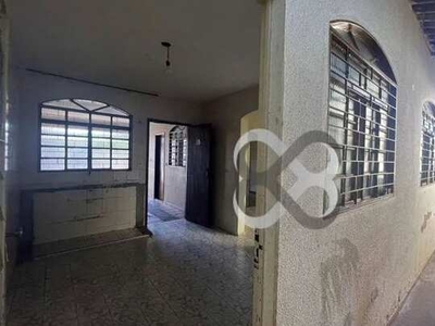 Casa com 3 dormitórios para alugar, 100 m² por R$ 1.000/mês - Eucaliptos - Londrina/PR