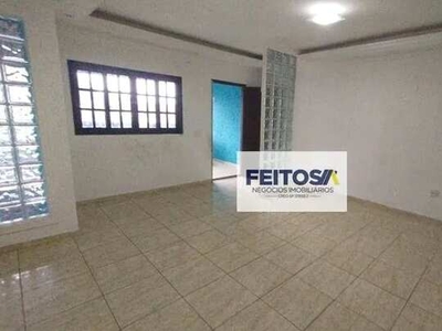 Casa com 3 dormitórios para alugar por R$ 1.350/mês - Cidade Boa Vista - Suzano/SP