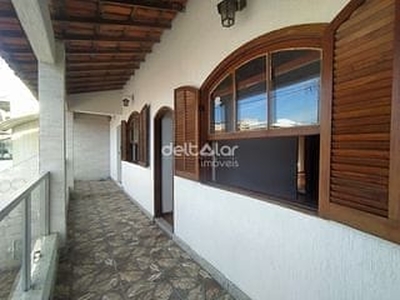 Casa em Campo Alegre, Belo Horizonte/MG de 180m² 6 quartos à venda por R$ 549.000,00