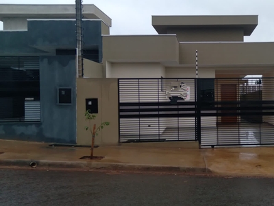 Casa em Jardim Independência II, Sarandi/PR de 86m² 3 quartos à venda por R$ 249.000,00