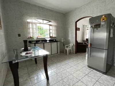 Casa para aluguel tem 300 metros quadrados com 3 quartos em Cachoeirinha - Manaus - AM