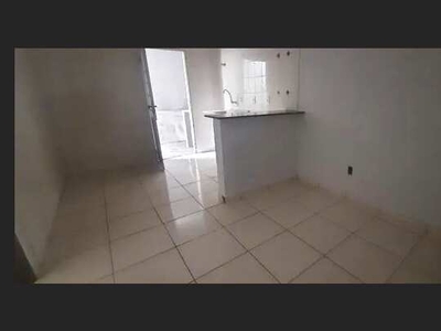 Kitinet para aluguel possui 29 m² em Vila Rosa, Goiânia-GO