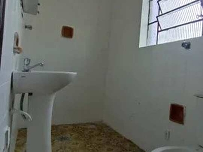 Sobrado com 3 dormitórios para alugar, 165 m² por R$ 2.500,00/mês - Vila Floresta - Santo