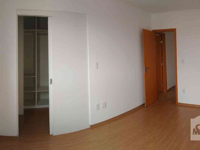 Apartamento com 4 quartos à venda no bairro Jaraguá, 140m²