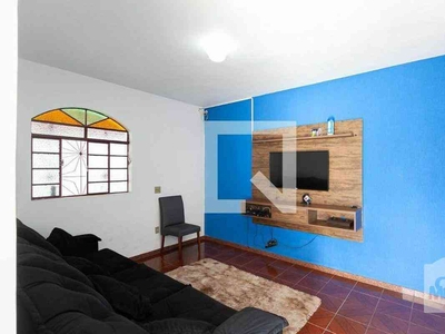 Casa com 4 quartos à venda no bairro Céu Azul, 177m²