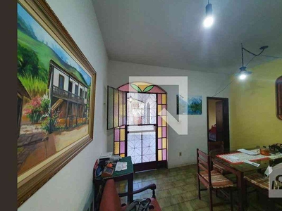 Casa com 4 quartos à venda no bairro Ouro Preto, 238m²