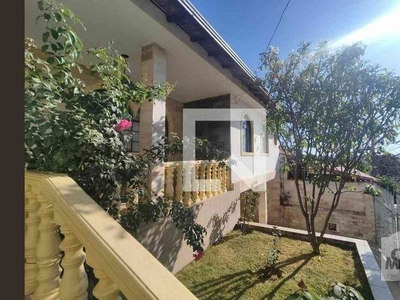 Casa com 4 quartos à venda no bairro Planalto, 227m²