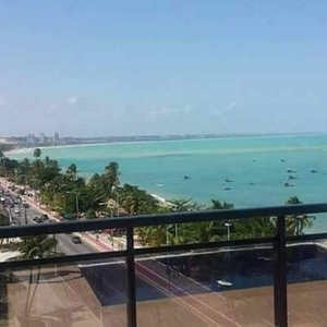 Cobertura para venda. Com 495 metros quadrados e 4 quartos em Ponta Verde - Maceió - AL.