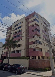 Cobertura para venda possui 230 metros quadrados com 4 quartos em Jatiúca - Maceió - AL